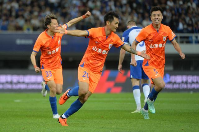 【中超】让二追三！廖力生陈蒲破门 津门虎3比3泰山